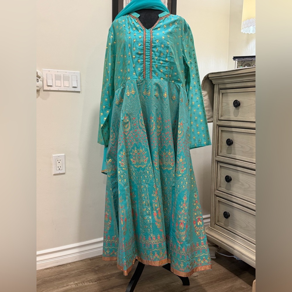 Chic Teal Embroidered Long Sleeve Dress
